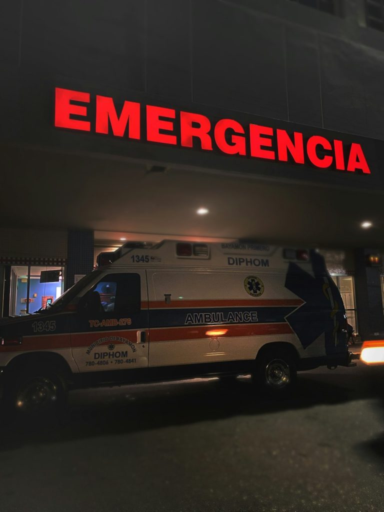 white-and-red-ambulance-van-xyiowrq7n7m